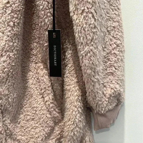 Dictionary Blush Hooded Sherpa Fleece Sweater - Picture 2 of 10